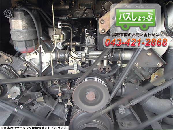 エンジンは、370馬力、排気量約21,000CCのV8エンジン、8M21